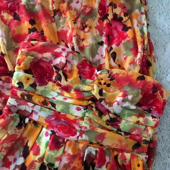 Forever 21 strapless multicolored floral dress - Picture 3 of 4
